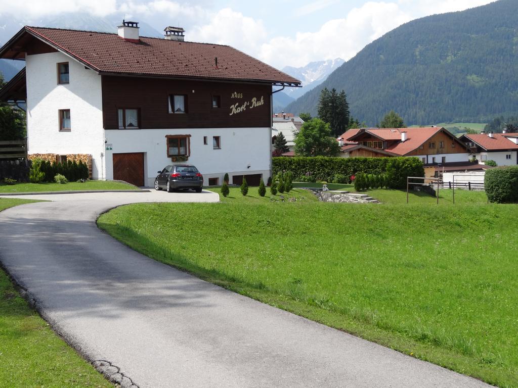 Haus Karl'S Ruh Acomodação com café da manhã Ehrwald Exterior foto